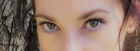 Petite Green erwachsene erotische bilder