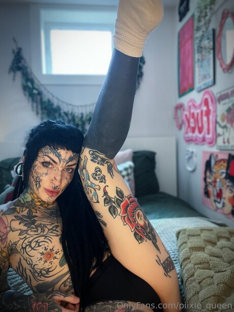 Piixiequeen porno nackten foto