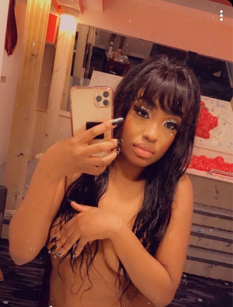 SexyKrazii pornostar heiße bilder