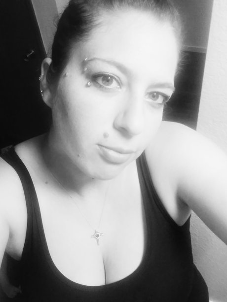 Lilbuddy90 nackt erwachsene galerie