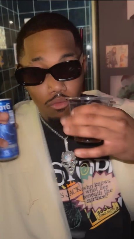 slimebeezy hd nackte bilder