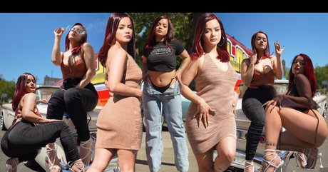 Mess model hd bilder