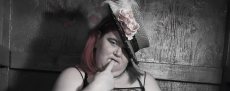 Ravenwhispers nackt nette fotos