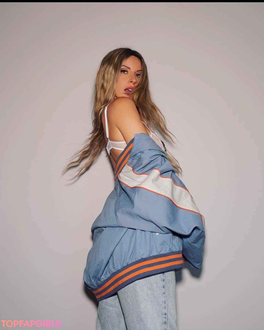 Ashley Schultz akt pornostar galerien