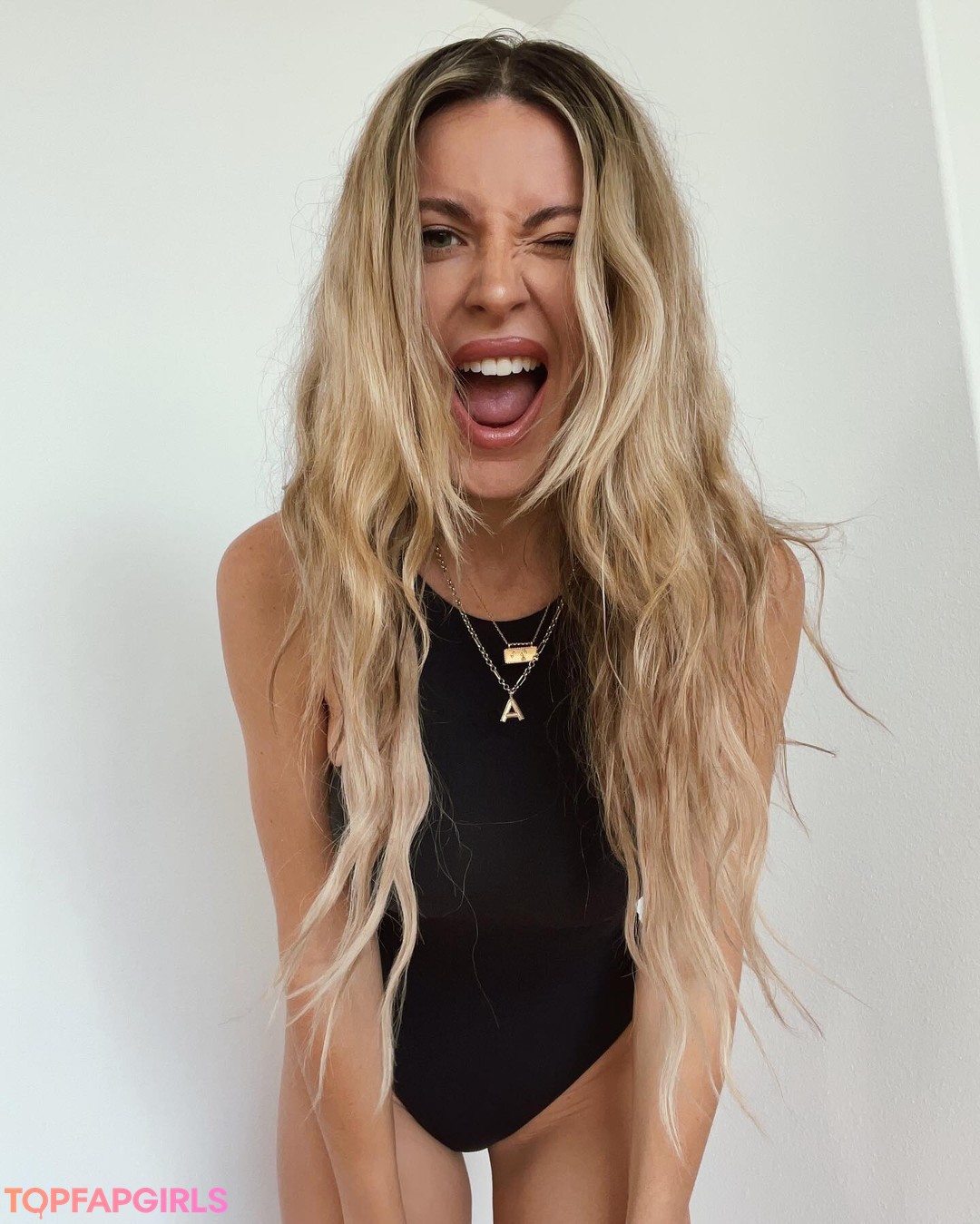 Ashley Schultz porno sexy galerien