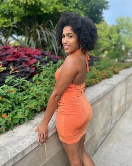 Marti Belle perfekte nacktheit bild