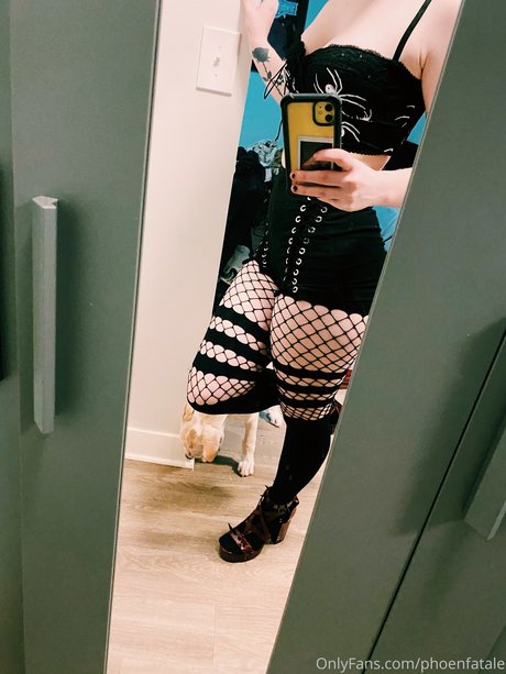 Phoenfatale xxx exklusive bilder