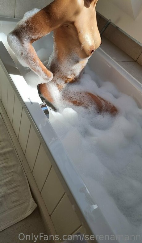 Serena Kaur Mann kunst heiße galerie