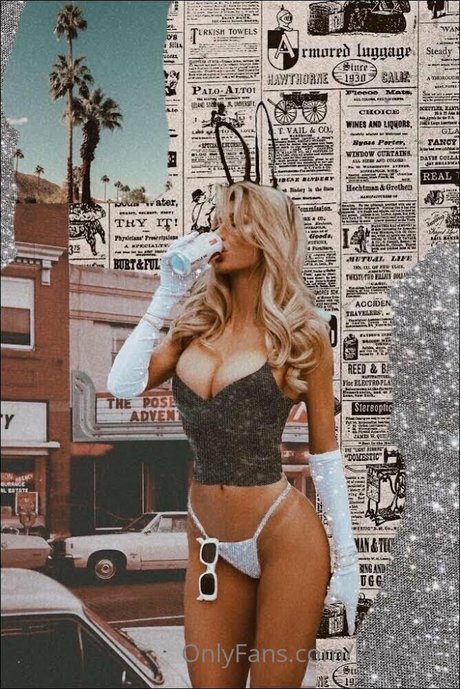 Sarai Rollins nackt schöne foto