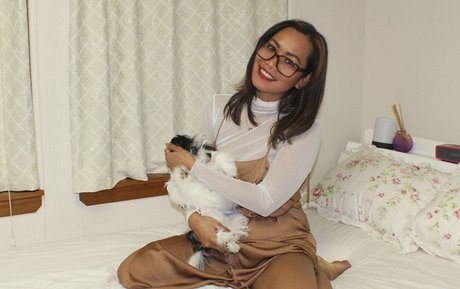 hotasiangranny nacktheit perfekte bild