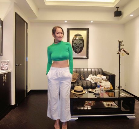 thailändische teen-onlyfans kunst top fotos