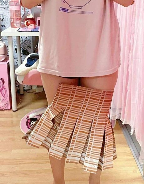 Sukicherry Cosplay porno freie bild