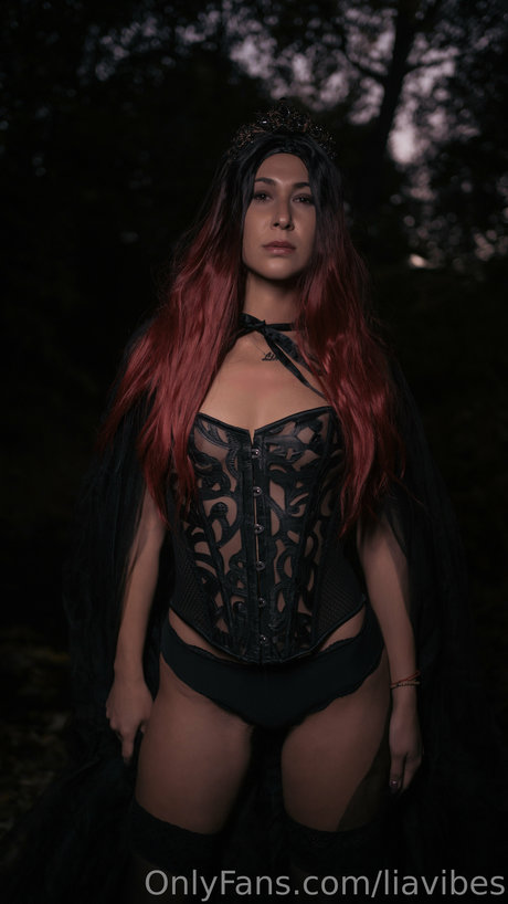 Liavibes schauspielerin exklusive galerie