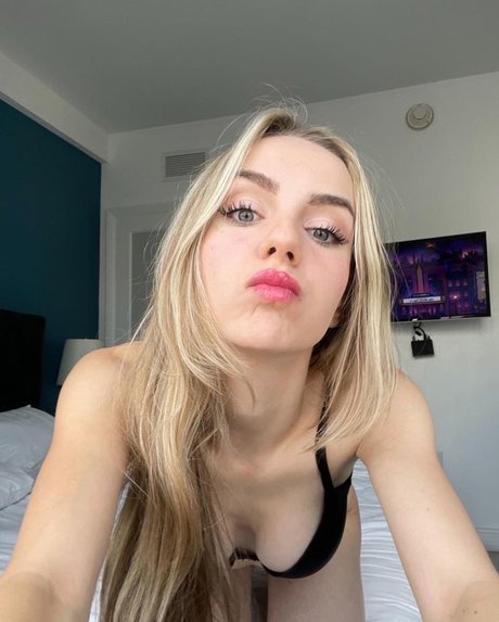 Kat ONLINE NOW top sexy bilder