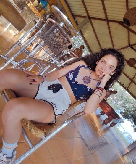 sperma auf der zunge onlyfans hübsche fotos