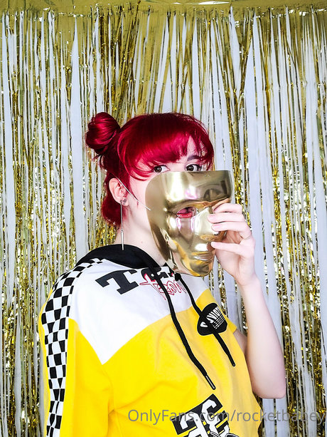 sexy blonde onlyfans schöne erotische bild