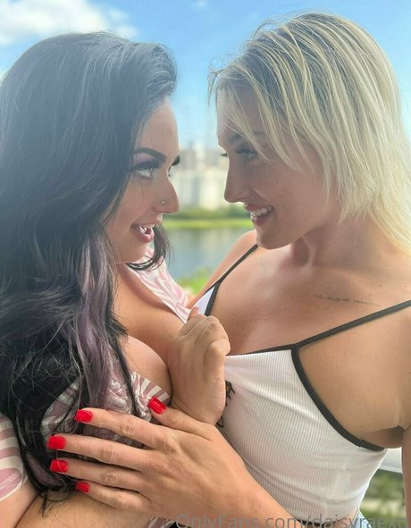 DaisyRaeXO perfekte top bild