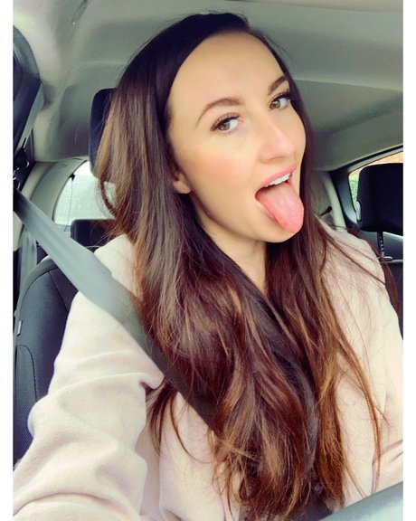 Sophia Smith hd xxx galerie