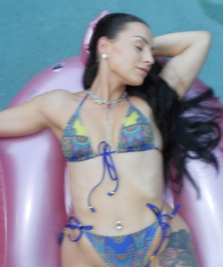 Kat Corrao exklusive nacktheit fotos