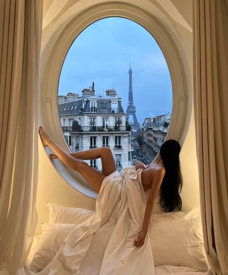 Baek Si Young exklusive kunst galerie