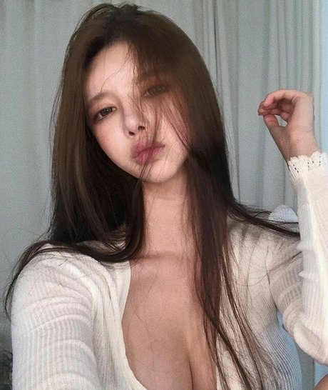 Baek Si Young xxx schöne foto