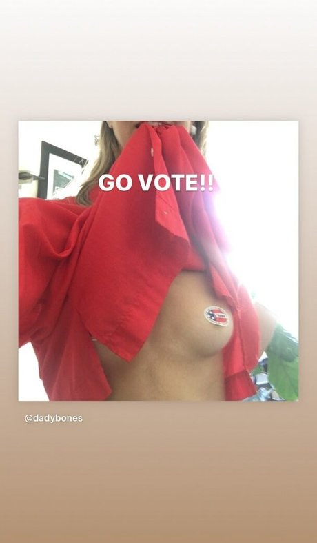 gothic-mädchen-onlyfans xxx nackte foto