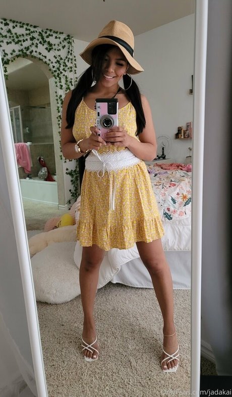 jadakai xxx nackten archiv