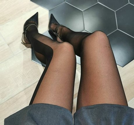 triefend nasse muschi onlyfans porno kunst bilder