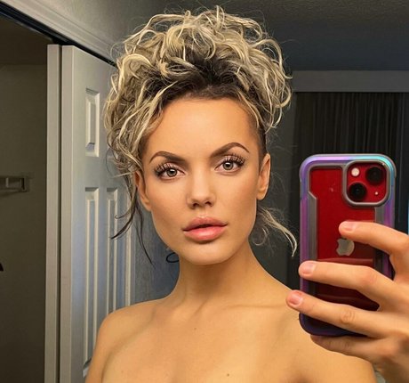 Thea Ulrich top exklusive foto