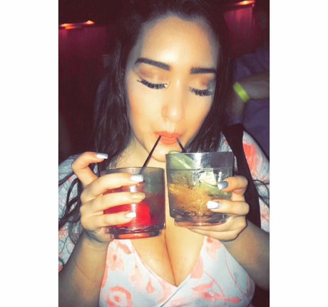 Olivia Hailey heiße akt bilder