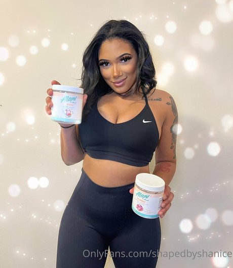 shapedbyshanice porno nackten bild