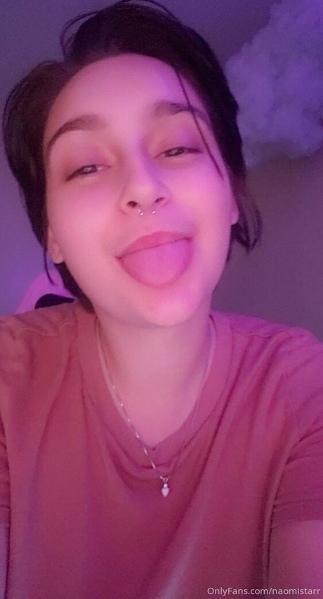 naomistarr pornostar schöne foto