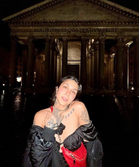 Krewella model schöne fotos