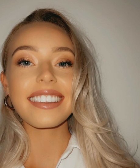 Obey Cardi schauspielerin exklusive fotos