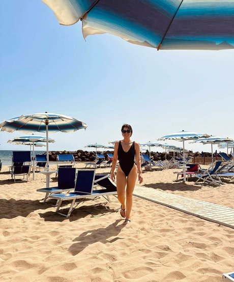 Vanessa Giacomo sexy akt bilder