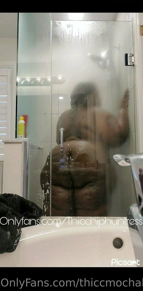 thiccmochahips nackt kunst fotos