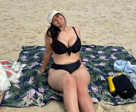 Xanthia Efthymiou exklusive beste fotos