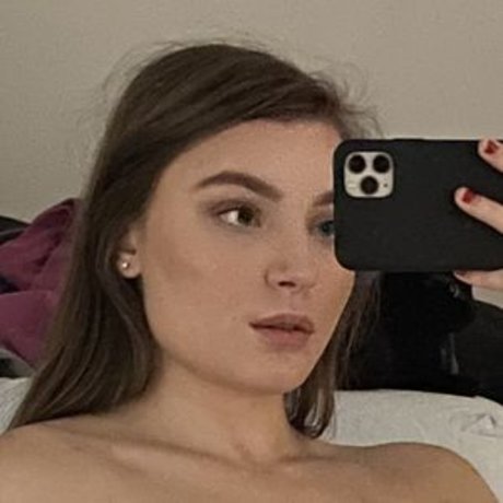 melvniely schauspielerin nackt bilder