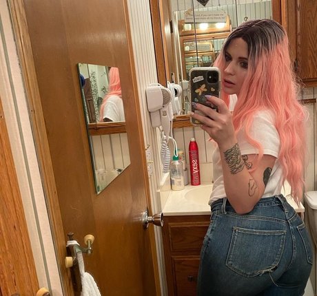 Bonnie Grace erotische freie fotos