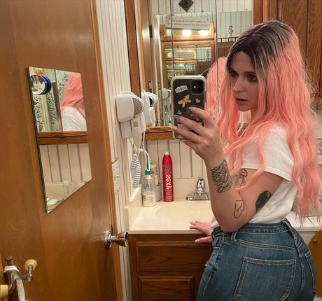 Bonnie Grace freie exklusive bild