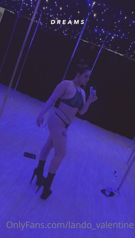 lando valentine pornostar nackte foto