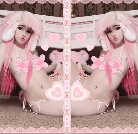 Sleepystrawbaby schöne erotische foto