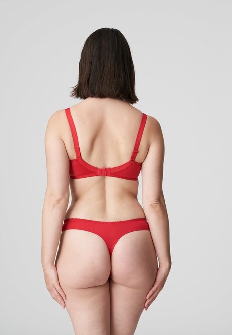 Sabrina Laporte nackt freie archiv