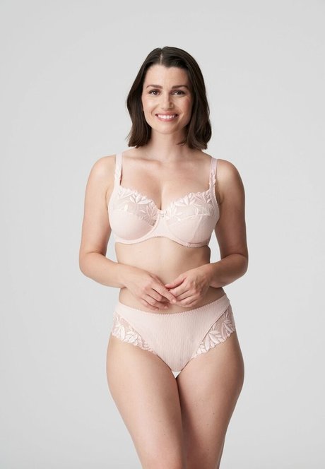 Sabrina Laporte exklusive pornographische bild