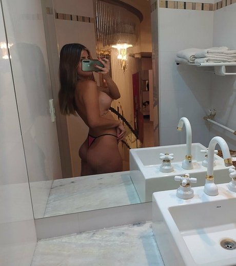 Agatha S hübsche akt galerien