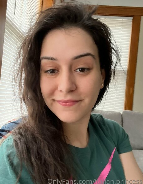 italian princess top nackten bild