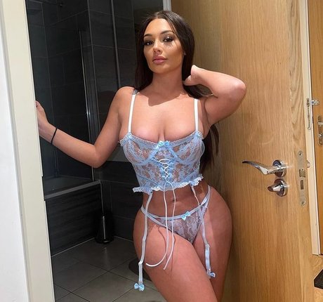 Angelsummmers nacktheit hd bild