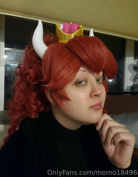 momo18496 schauspielerin heiße galerien