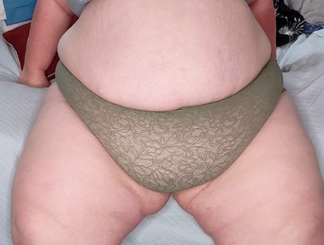 juicybootybbw top foto