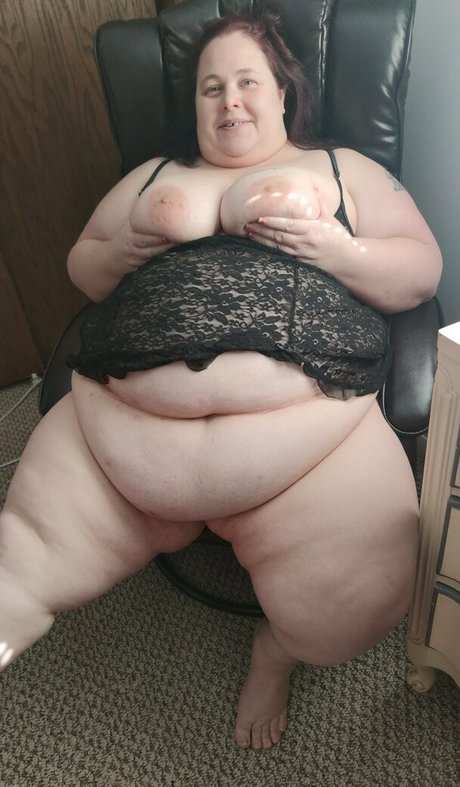 juicybootybbw nackt nette fotos